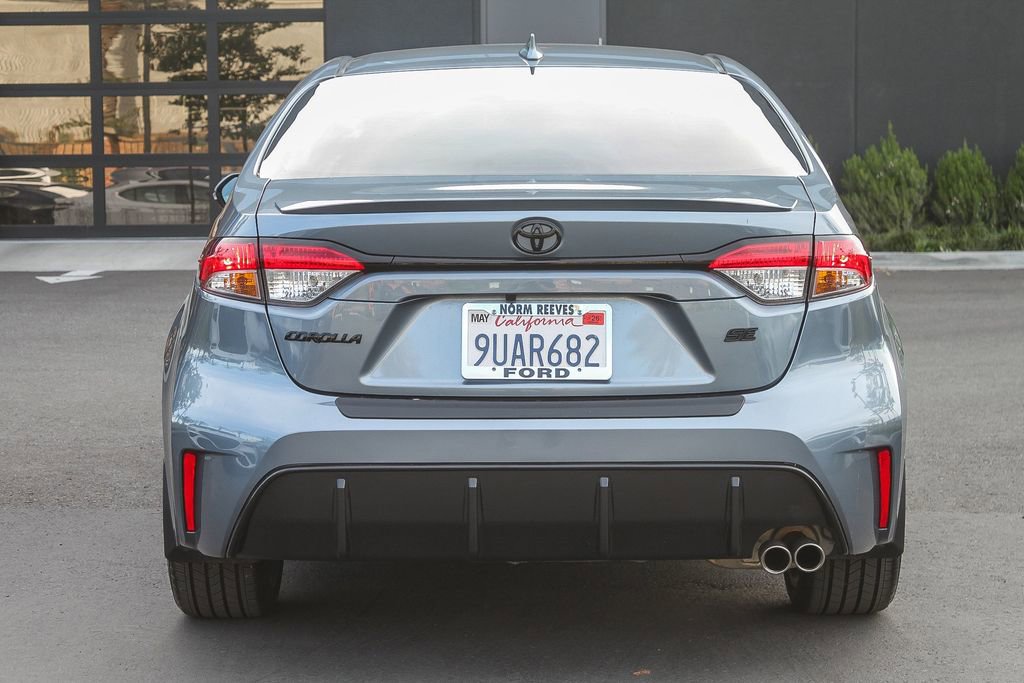 Used 2025 Toyota Corolla SE FWD image 8