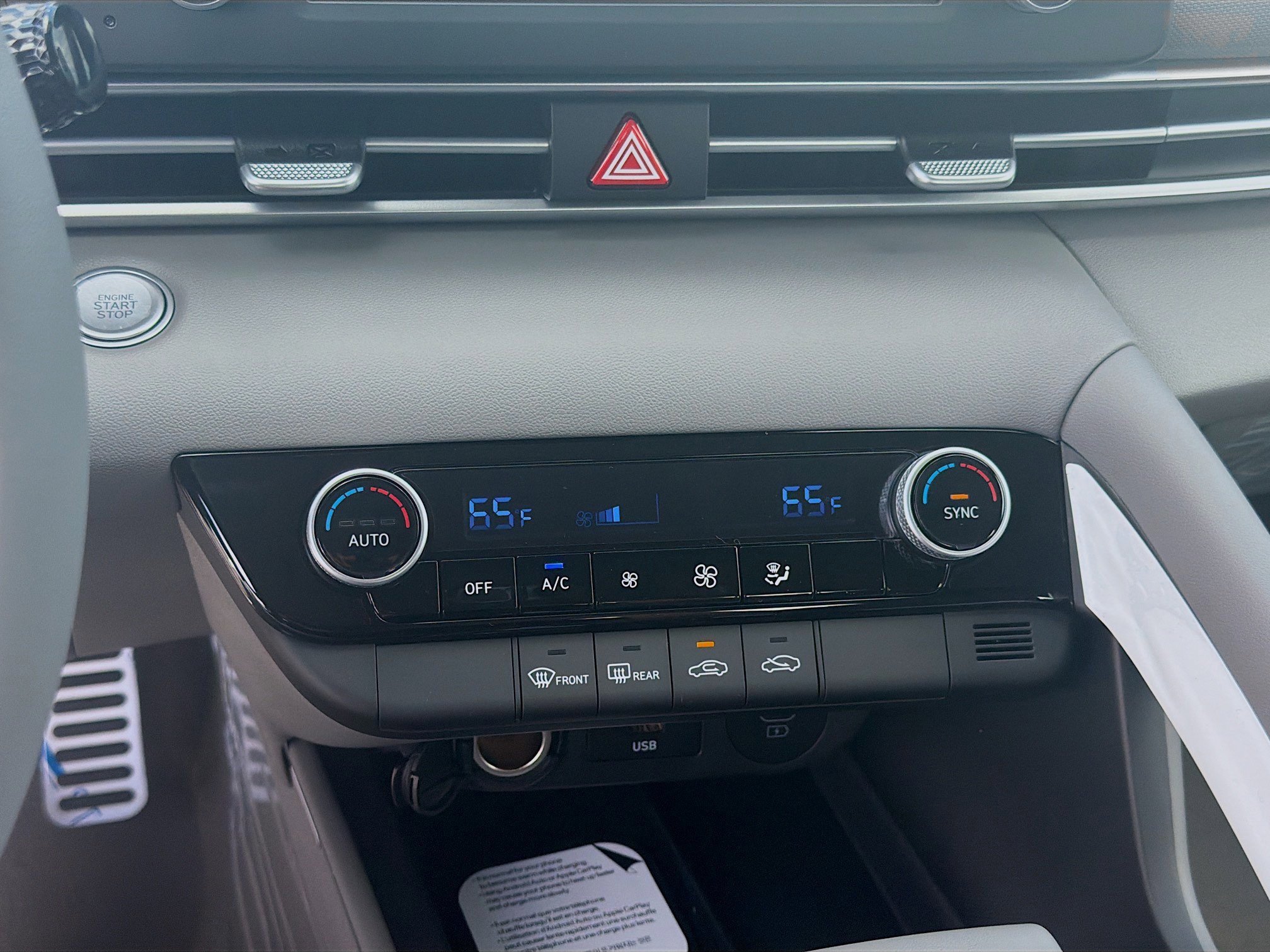 New 2026 Hyundai Elantra Sport FWD image 12