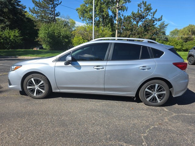 Used 2020 Subaru Impreza 2.0i Premium w/ Popular Package #2 AWD/4WD image 4