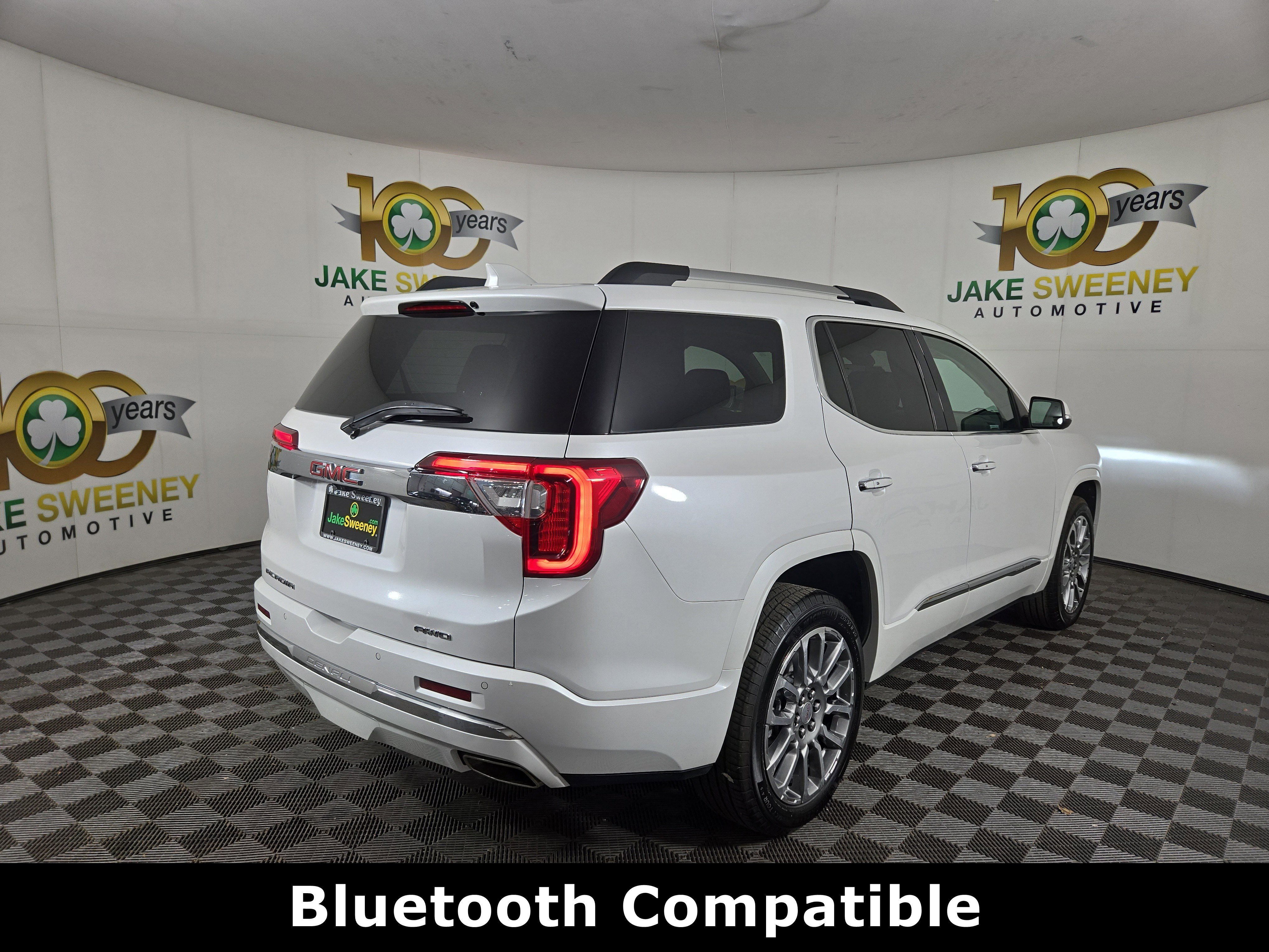 Certified 2023 GMC Acadia Denali w/ Denali Ultimate Package image 9