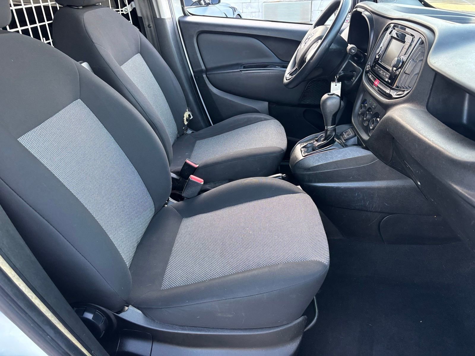 Used 2018 RAM ProMaster City Tradesman image 19