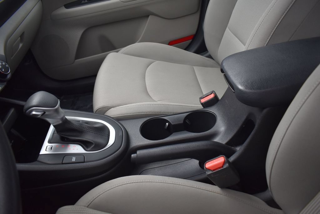 Used 2021 Kia Forte LXS FWD image 24