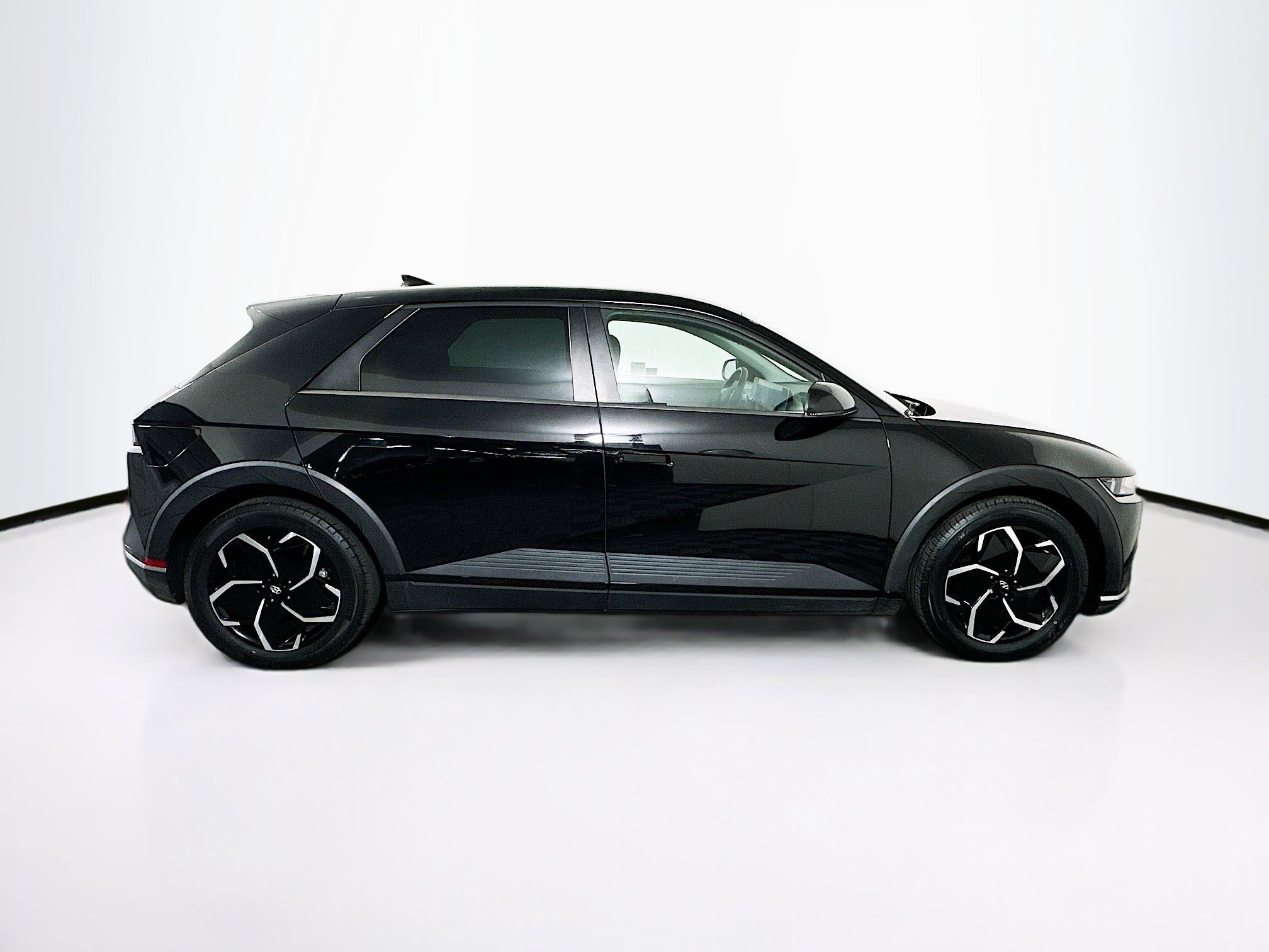 Used 2024 Hyundai Ioniq 5 SEL RWD image 10