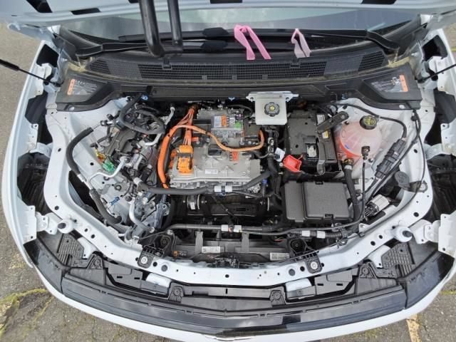 Used 2025 Chevrolet Equinox EV LT FWD image 9