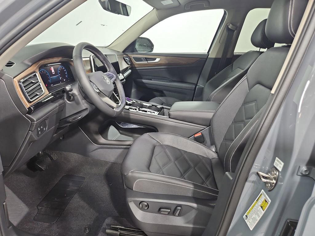 New 2026 Volkswagen Atlas SE image 9