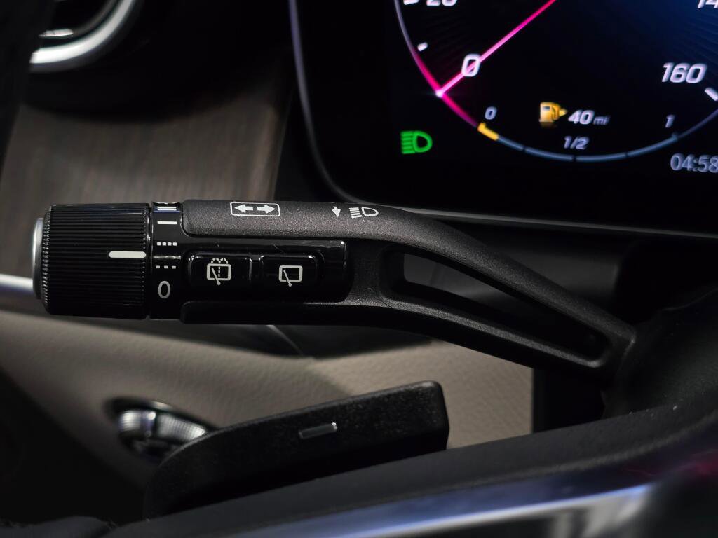 New 2026 Mercedes-Benz GLC 300 4MATIC image 39