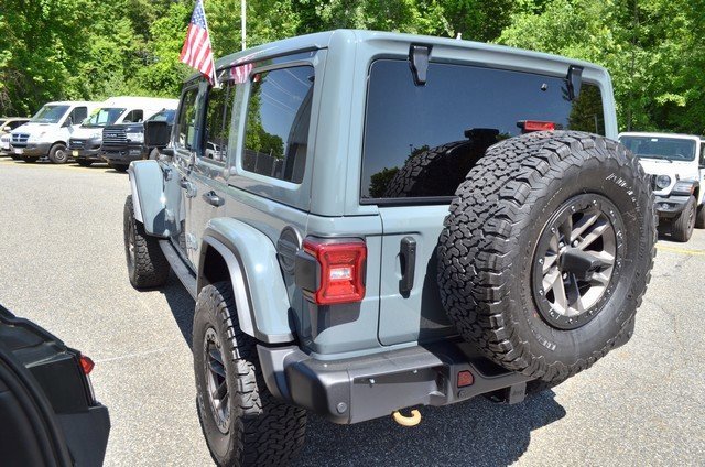 New 2025 Jeep Wrangler Unlimited Rubicon 392 image 6