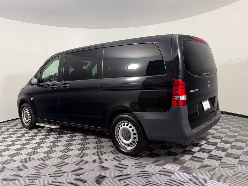 Used 2018 Mercedes-Benz Metris Passenger image 3