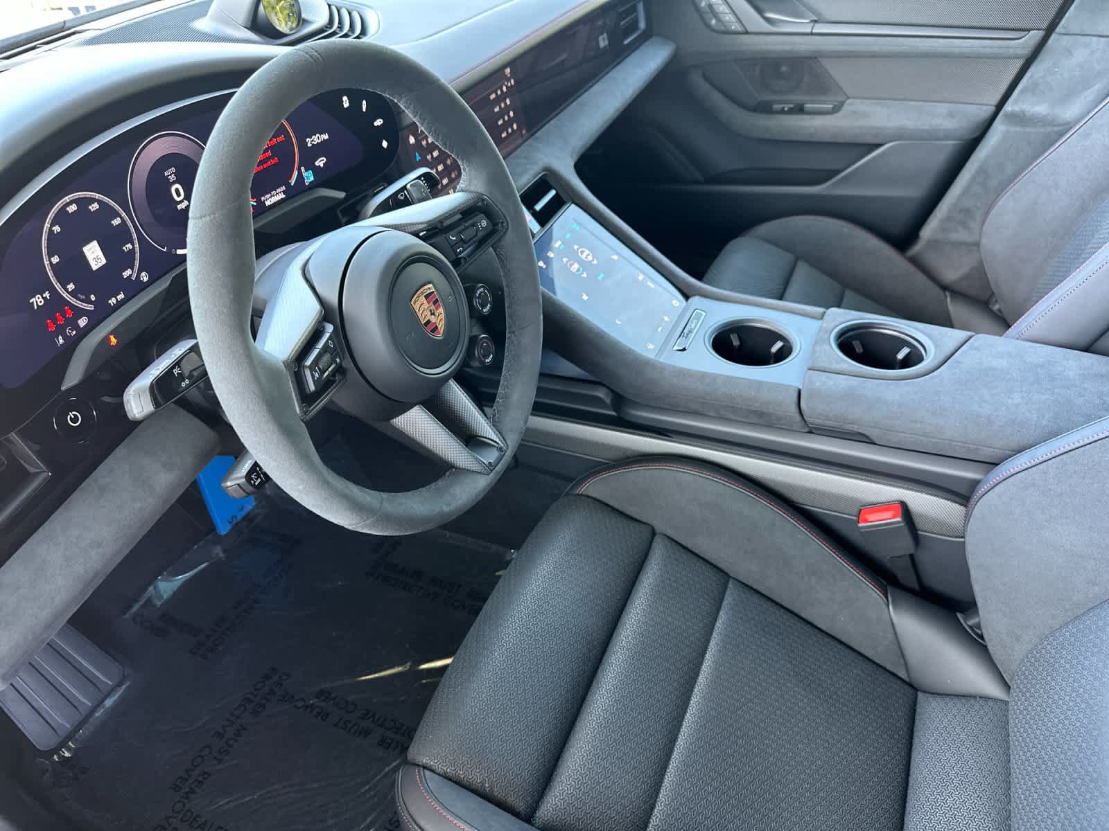 New 2026 Porsche Taycan GTS AWD/4WD image 4