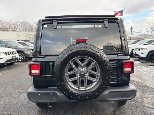 Used 2025 Jeep Wrangler Sport S image 18