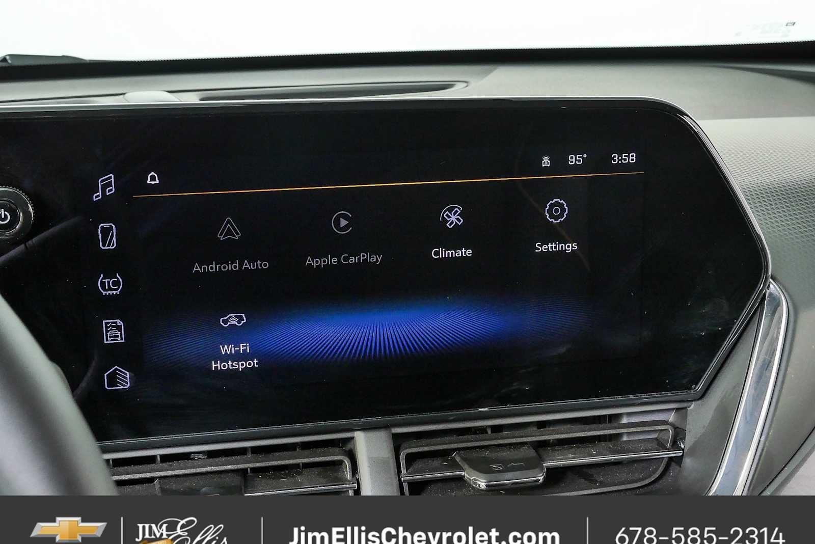 Certified 2025 Chevrolet Trax ACTIV w/ Driver Confidence Package FWD image 13