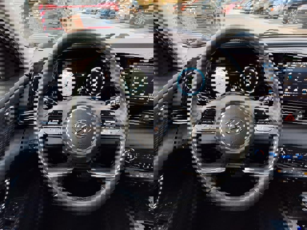 Used 2021 Hyundai Elantra SEL w/ Convenience Package image 14