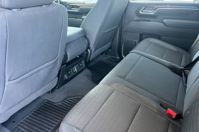 Used 2025 Chevrolet Silverado 2500 LT w/ Convenience Package AWD/4WD image 14