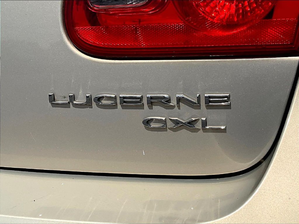 Used 2008 Buick Lucerne CXL w/ Driver Confidence Package FWD image 26