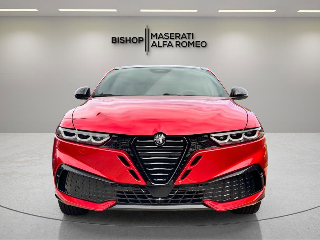 New 2026 Alfa Romeo Tonale w/ Black Premium Package image 3