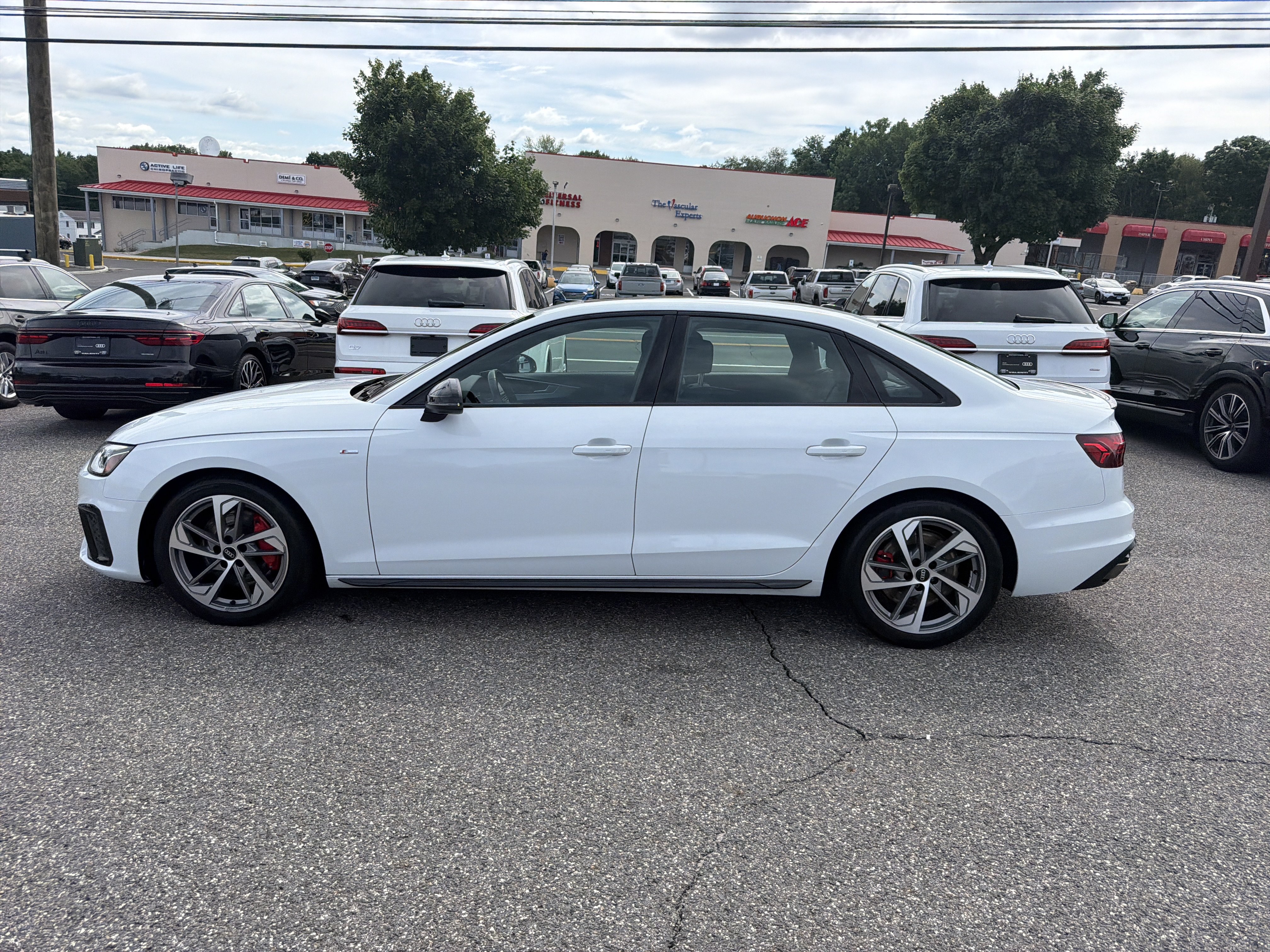 Certified 2023 Audi A4 2.0T Premium Plus w/ Premium Plus Package AWD/4WD image 4
