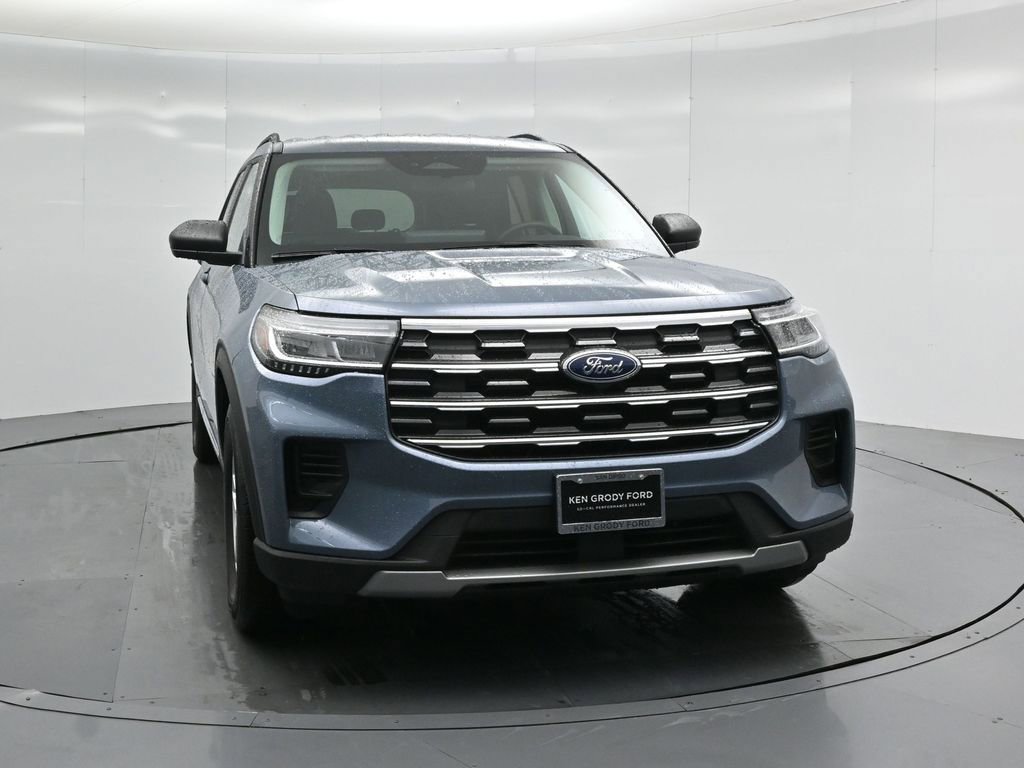 Certified 2025 Ford Explorer Active image 55