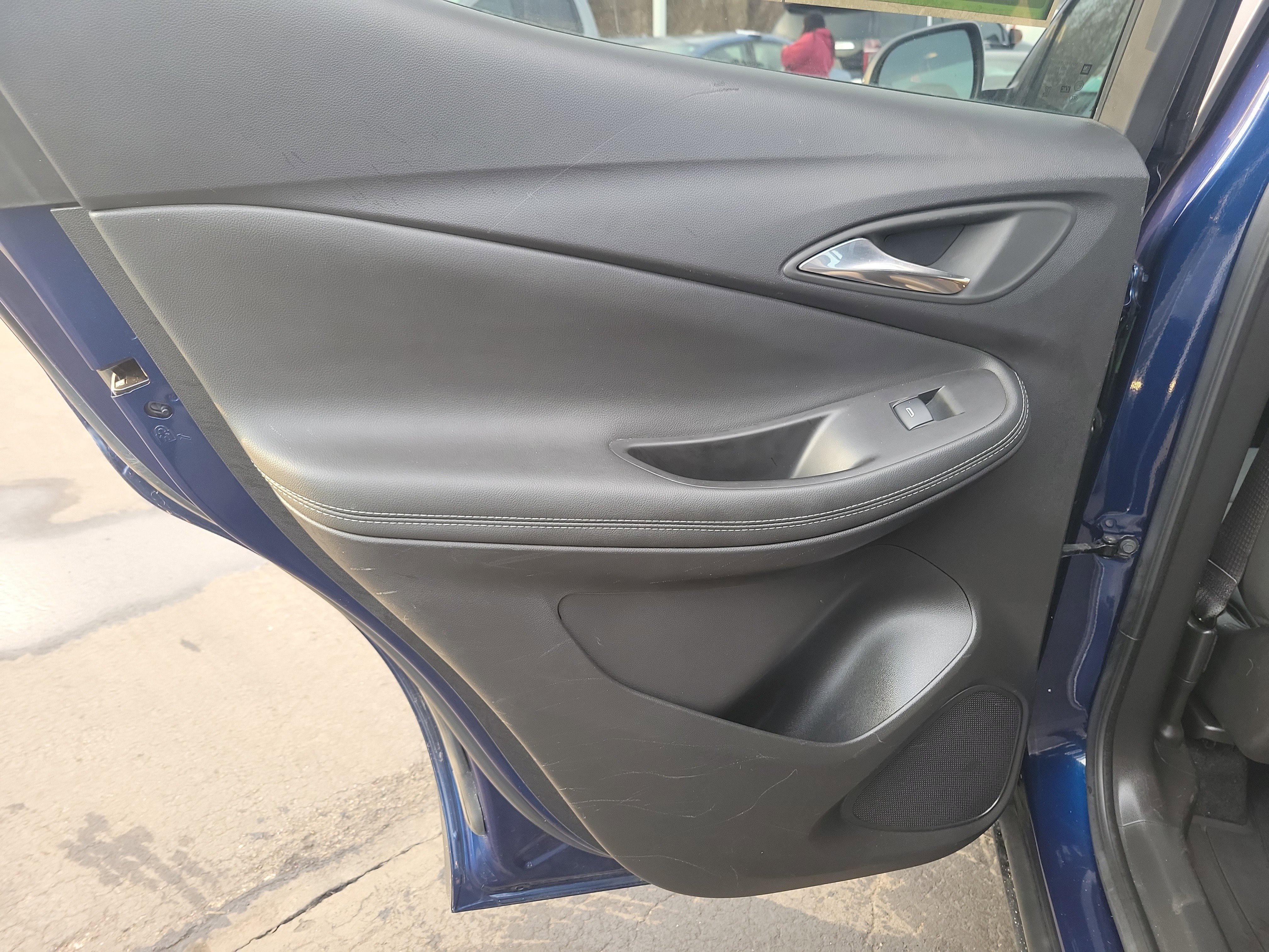 Used 2023 Buick Encore GX Select w/ Experience Buick Package image 12