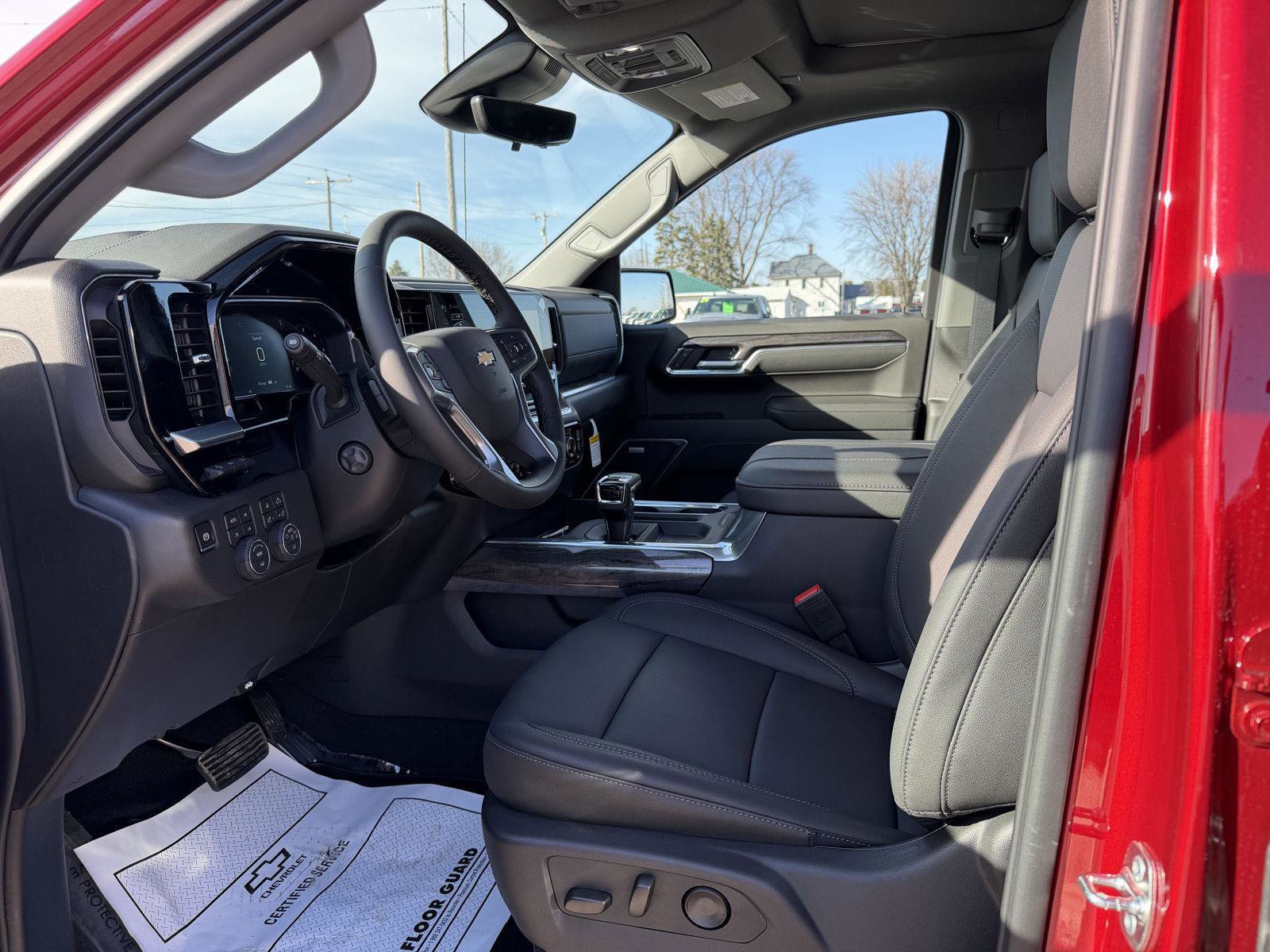 New 2026 Chevrolet Silverado 1500 LTZ w/ Technology Package AWD/4WD image 10