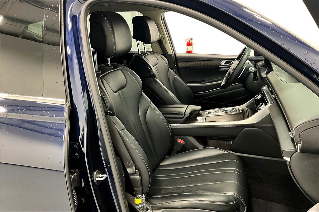 Used 2024 Genesis GV80 2.5T image 10