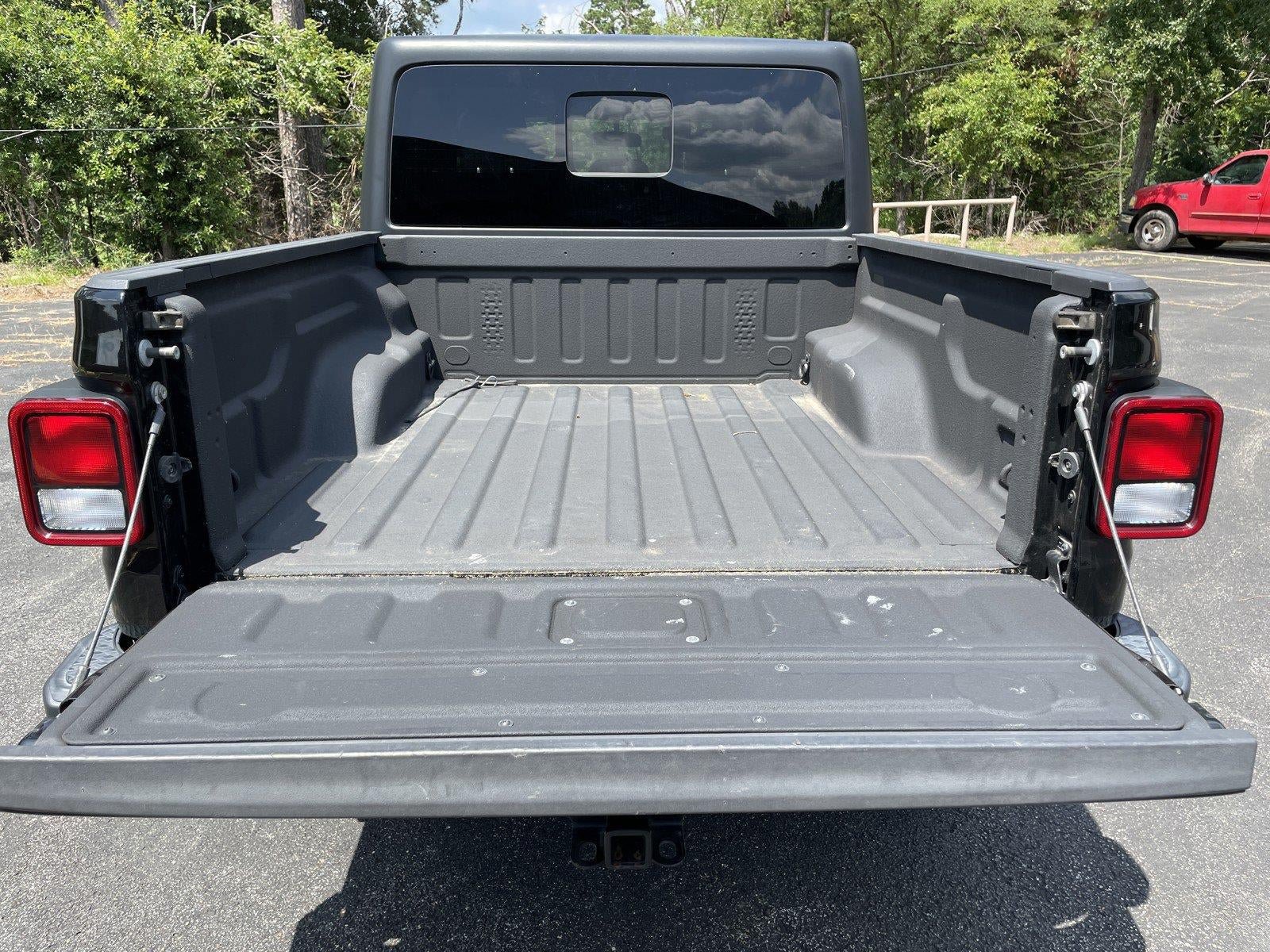 Used 2020 Jeep Gladiator Sport AWD/4WD image 40