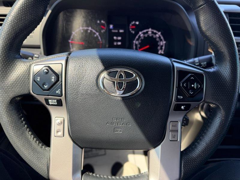 Used 2021 Toyota 4Runner SR5 Premium w/ Moonroof Package RWD image 53