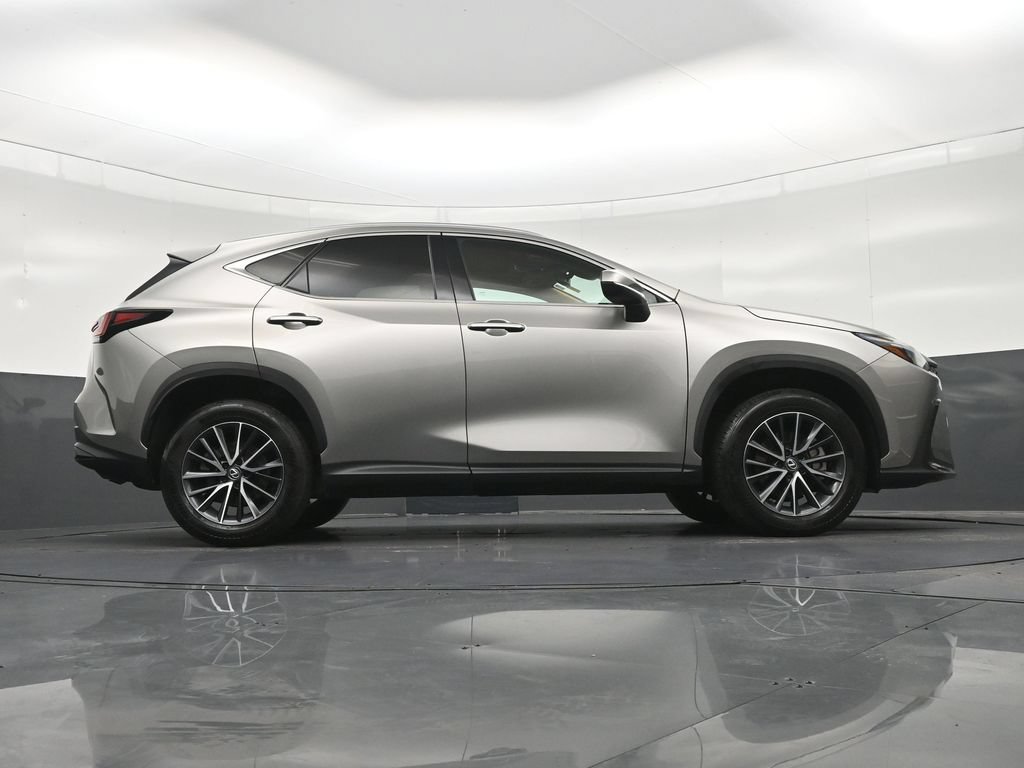 Used 2024 Lexus NX 250 FWD image 28