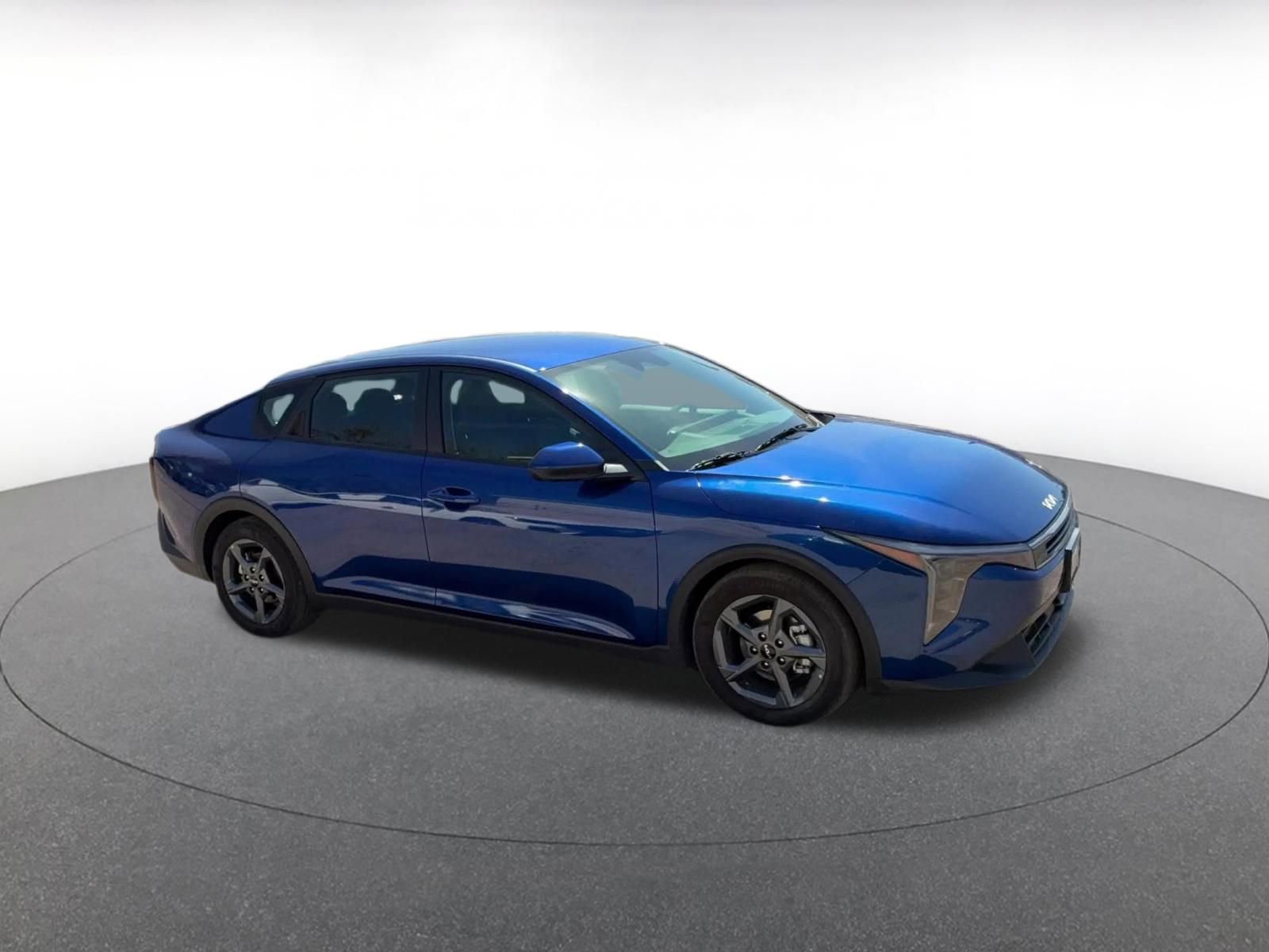 Used 2025 Kia K4 LXS video 2