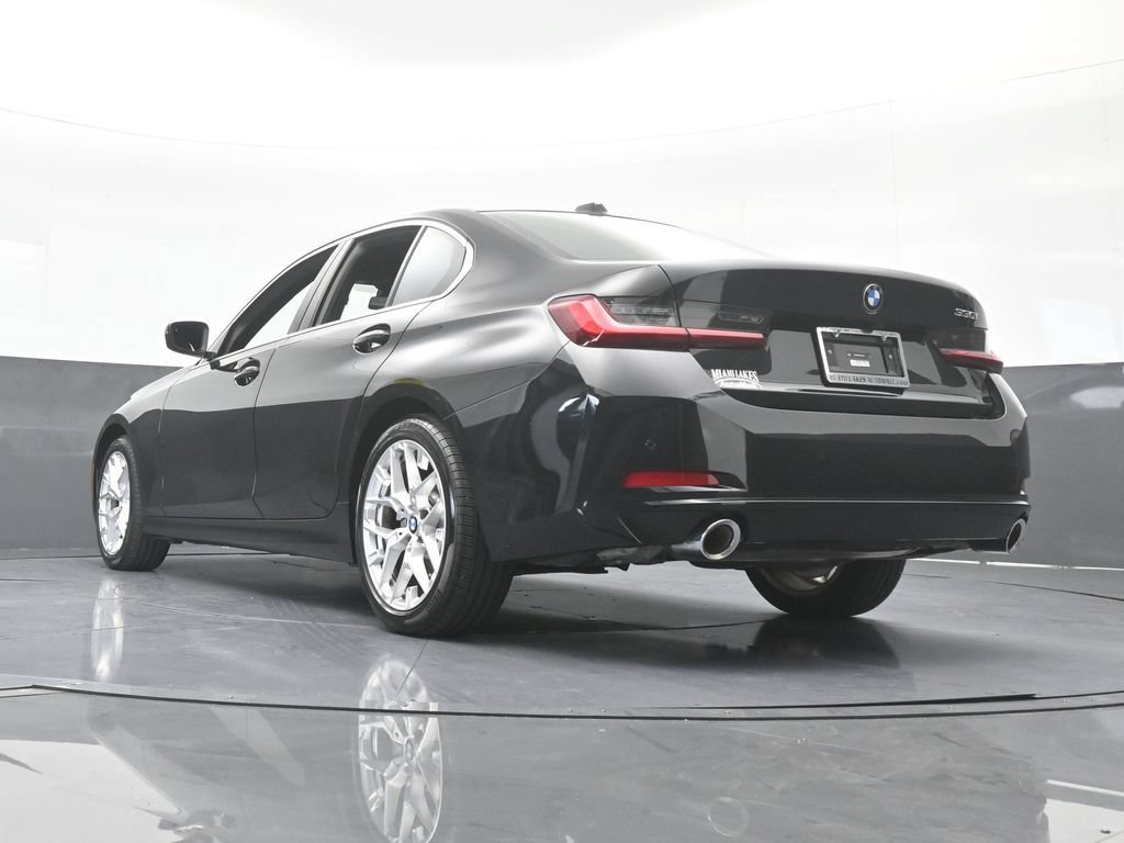 Used 2026 BMW 330i Sedan w/ Convenience Package RWD image 57
