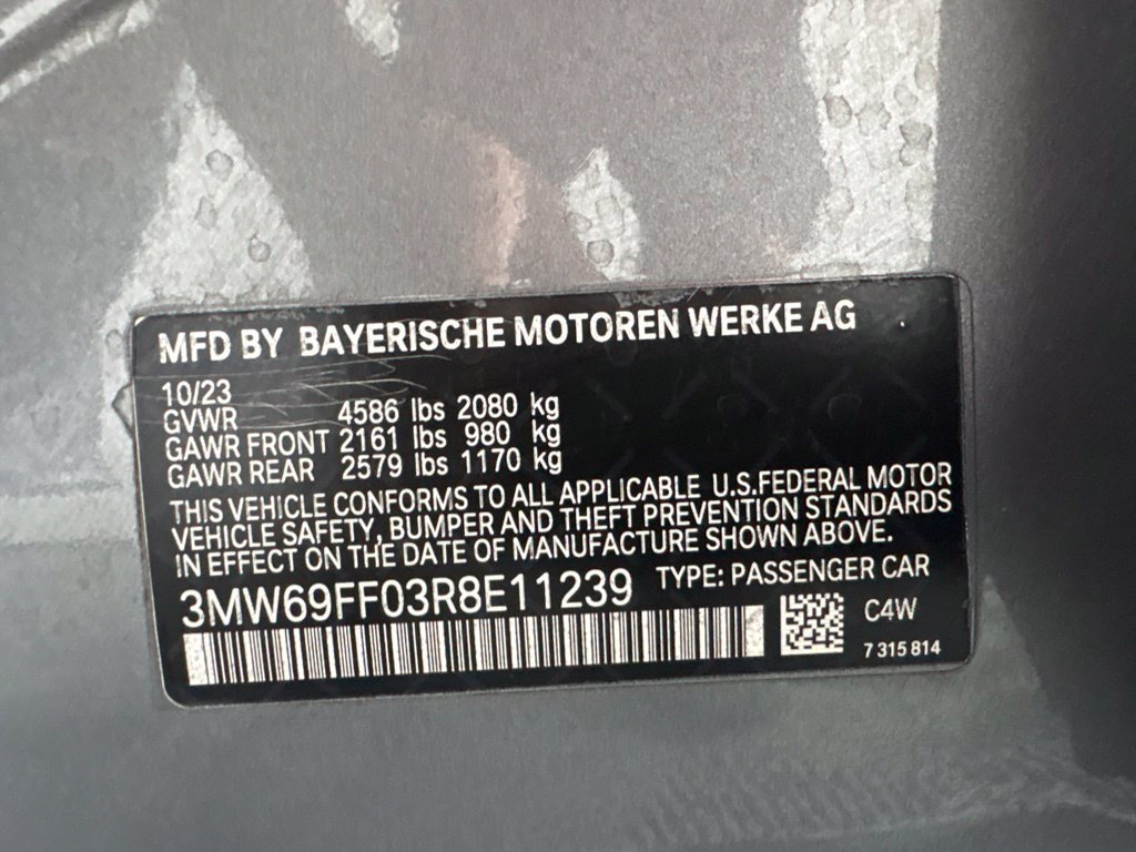 Used 2024 BMW 330i Sedan w/ Convenience Package RWD image 32