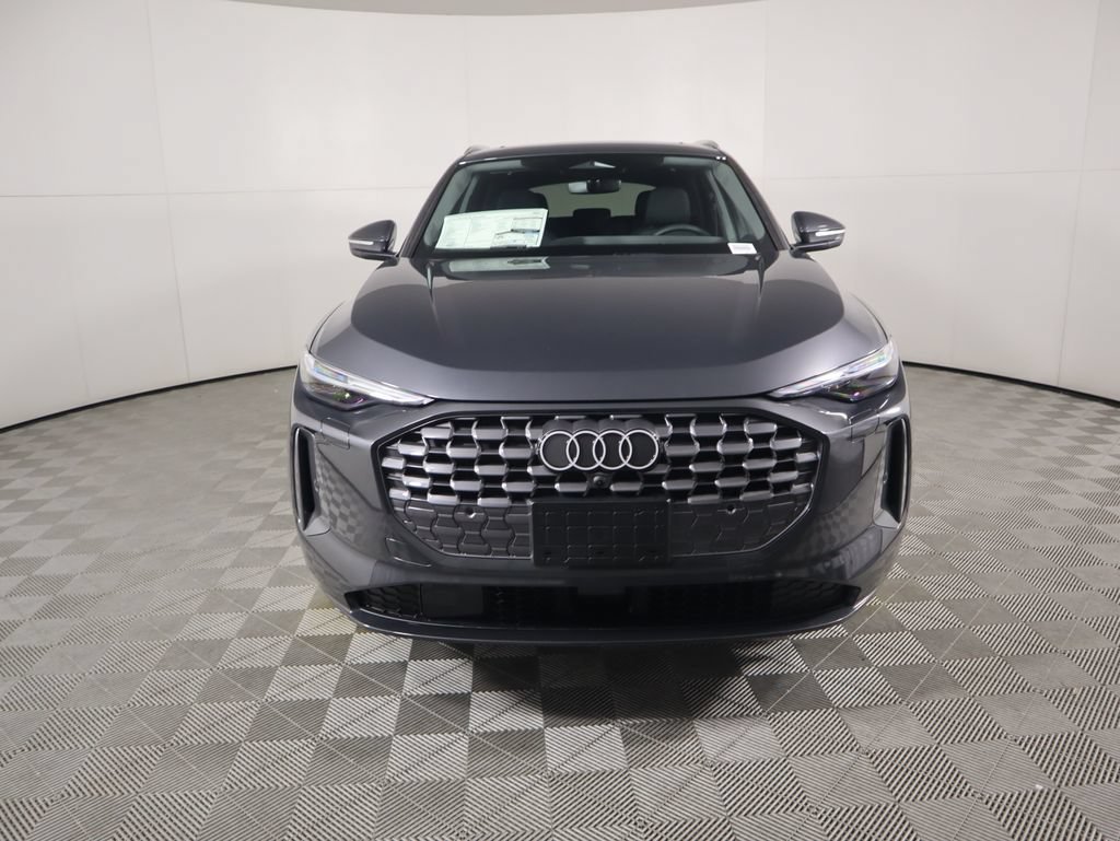 Used 2025 Audi Q5 Premium w/ Premium Plus AWD/4WD image 3