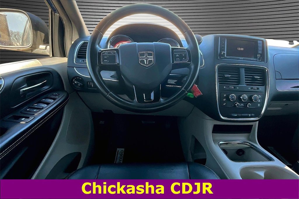 Used 2019 Dodge Grand Caravan SXT image 8
