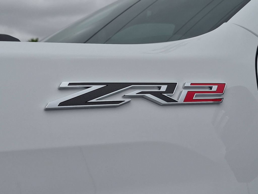 Used 2025 Chevrolet Silverado 2500 ZR2 w/ Technology Package AWD/4WD image 31