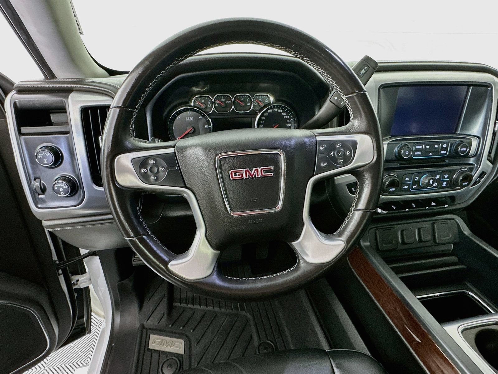 Used 2018 GMC Sierra 1500 SLT w/ SLT Premium Package AWD/4WD image 11