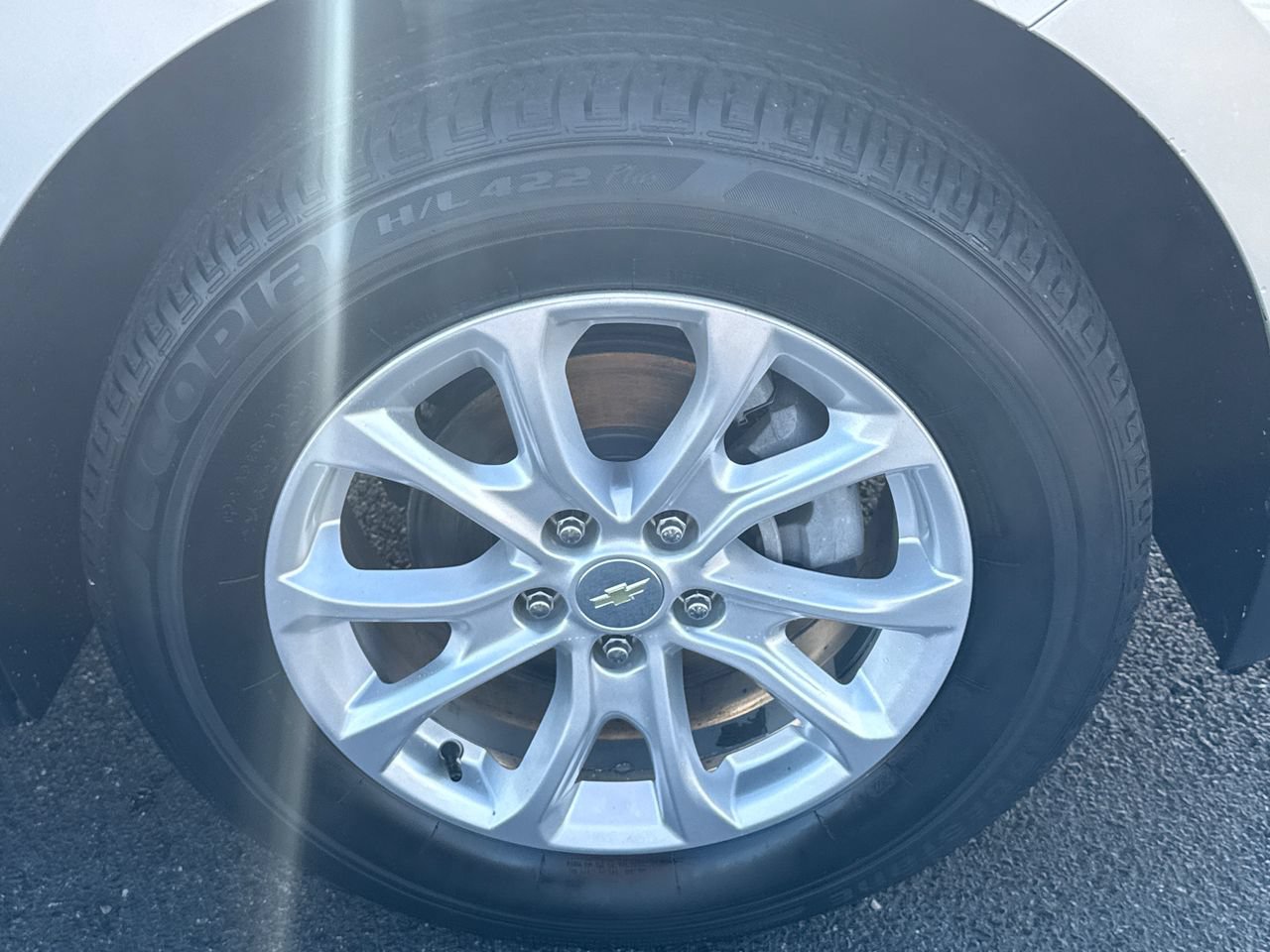 Used 2020 Chevrolet Equinox LT AWD/4WD image 9