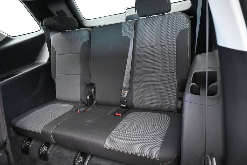 Used 2020 Chevrolet Traverse LS FWD image 30