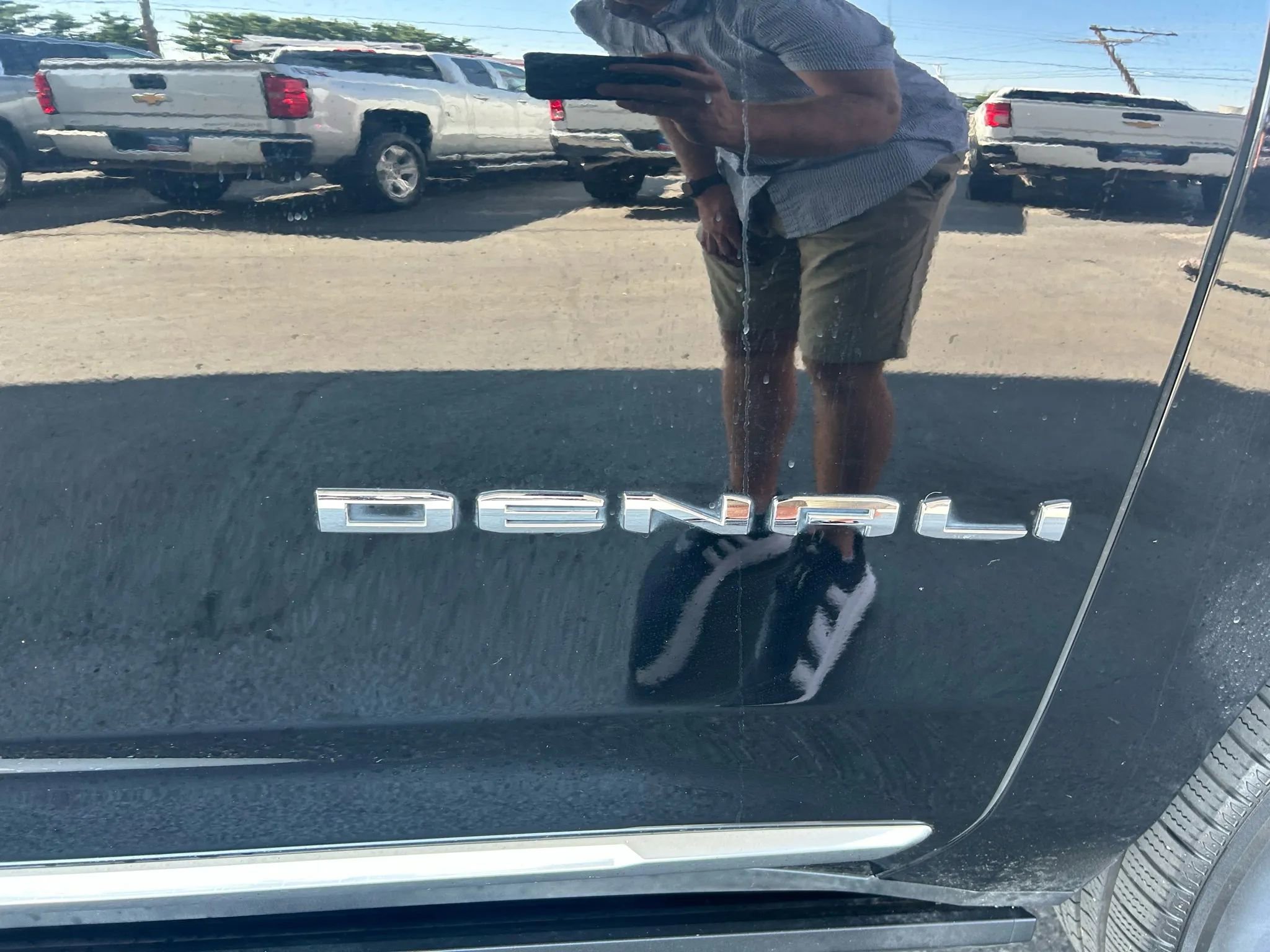 Used 2021 GMC Yukon Denali image 6