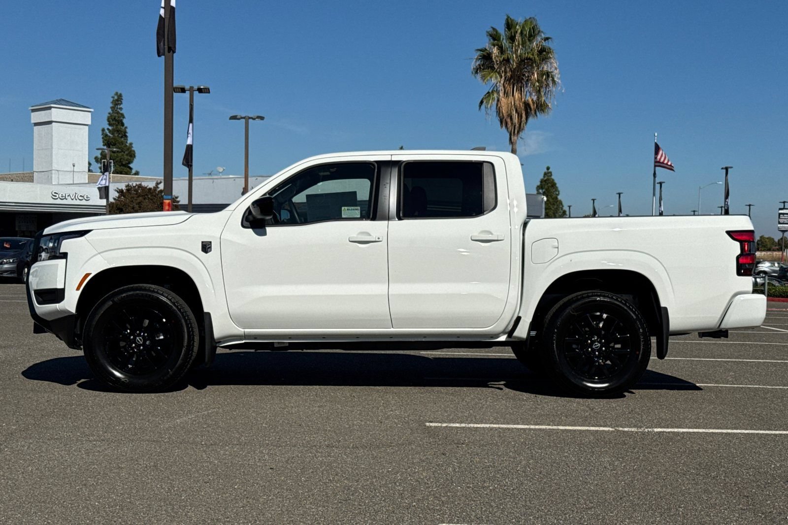 New 2026 Nissan Frontier SV w/ Tow Package AWD/4WD image 9