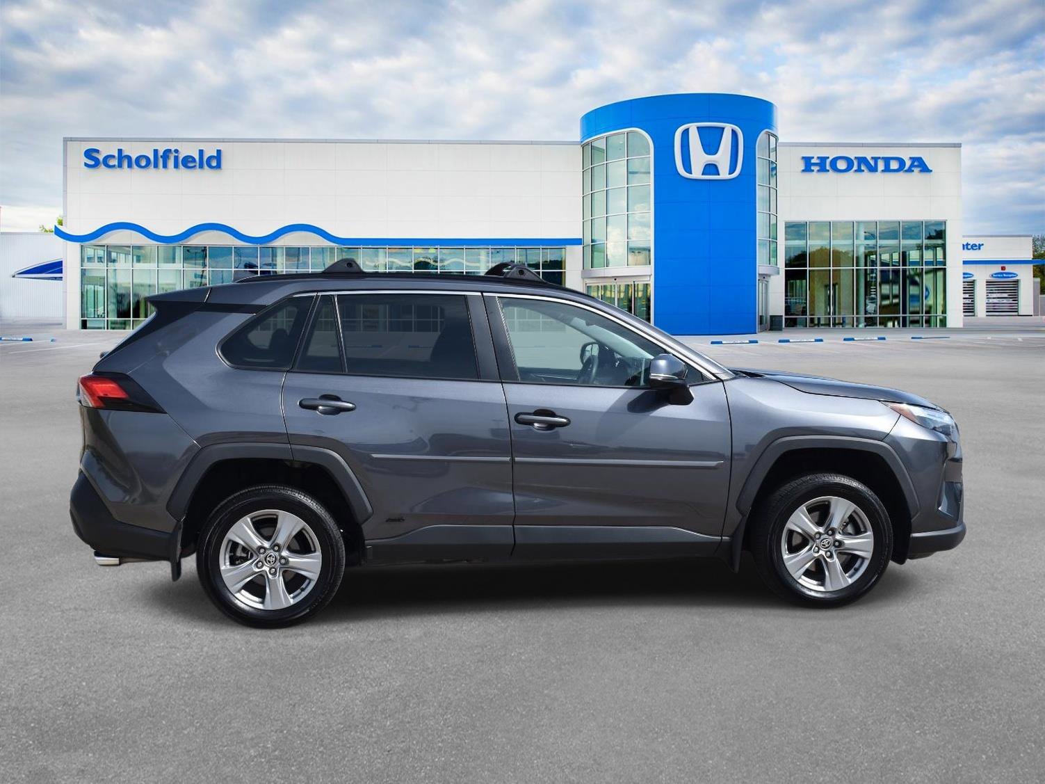 Used 2024 Toyota RAV4 XLE AWD/4WD video 2