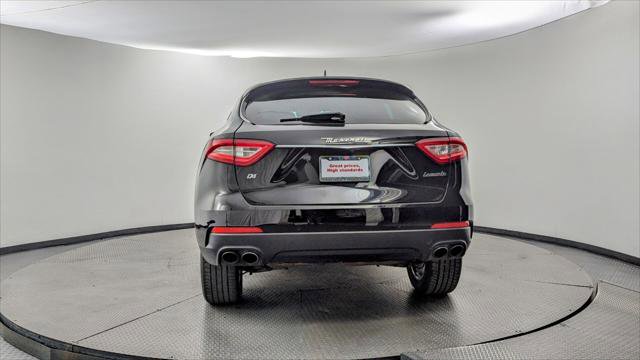 Used 2018 Maserati Levante image 6