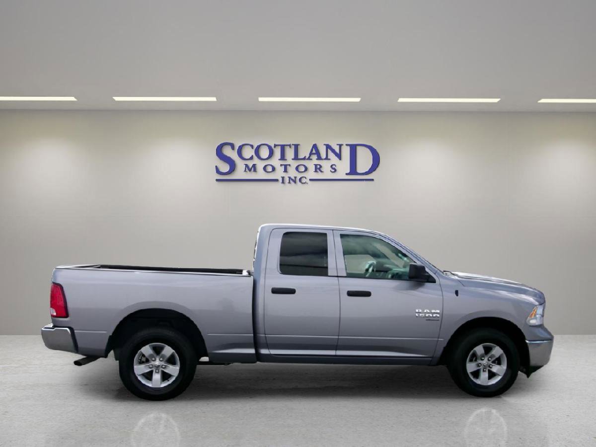 Used 2024 RAM 1500 Classic SLT AWD/4WD image 5