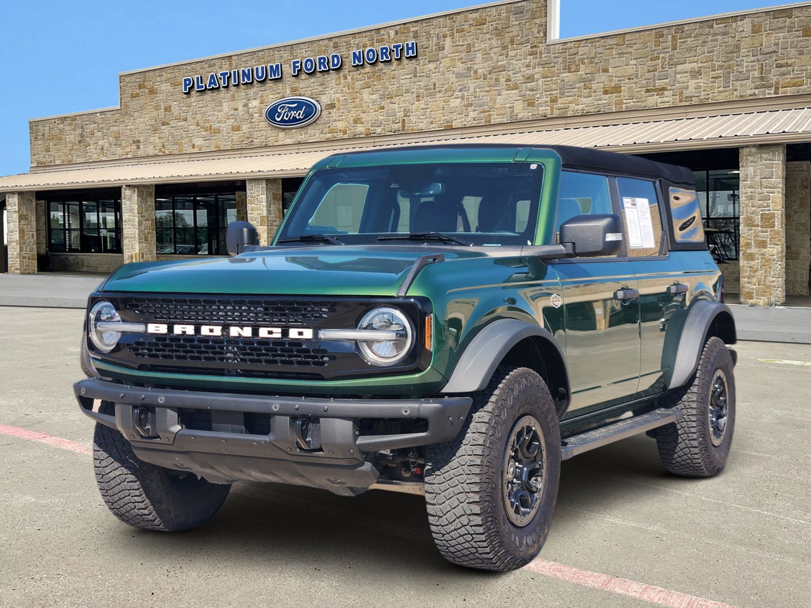 Used 2024 Ford Bronco Wildtrak AWD/4WD image 2