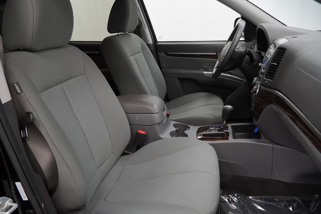 Used 2012 Hyundai Santa Fe GLS image 47