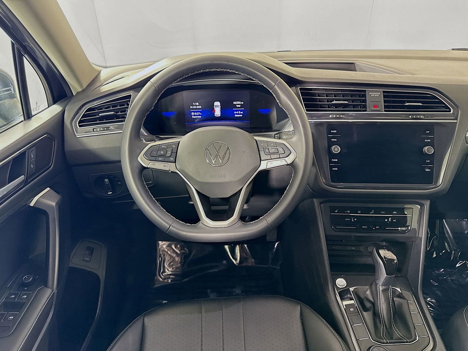 Certified 2024 Volkswagen Tiguan SE AWD/4WD image 21
