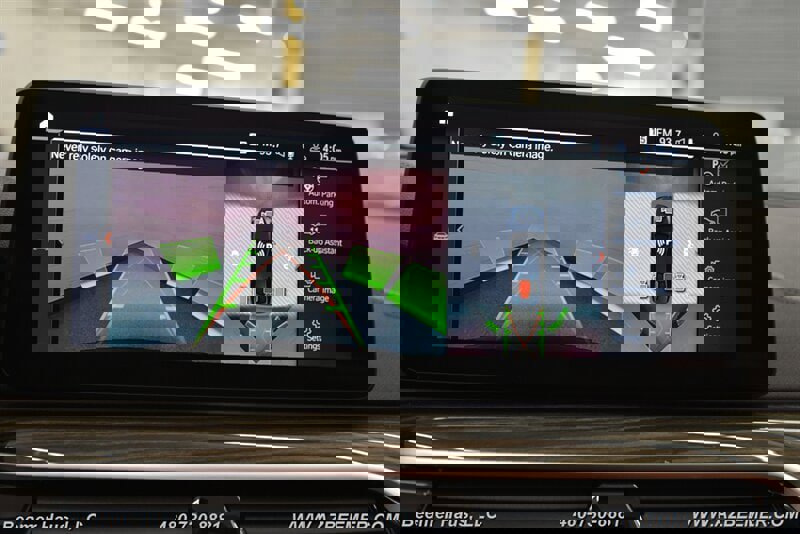 Used 2022 BMW M550i xDrive w/ Executive Package image 32