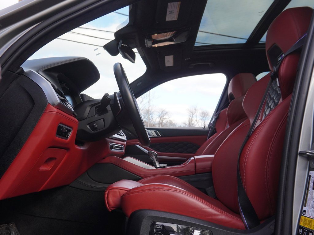 Used 2022 BMW X5 M Competition w/ Competition Package 2 image 43