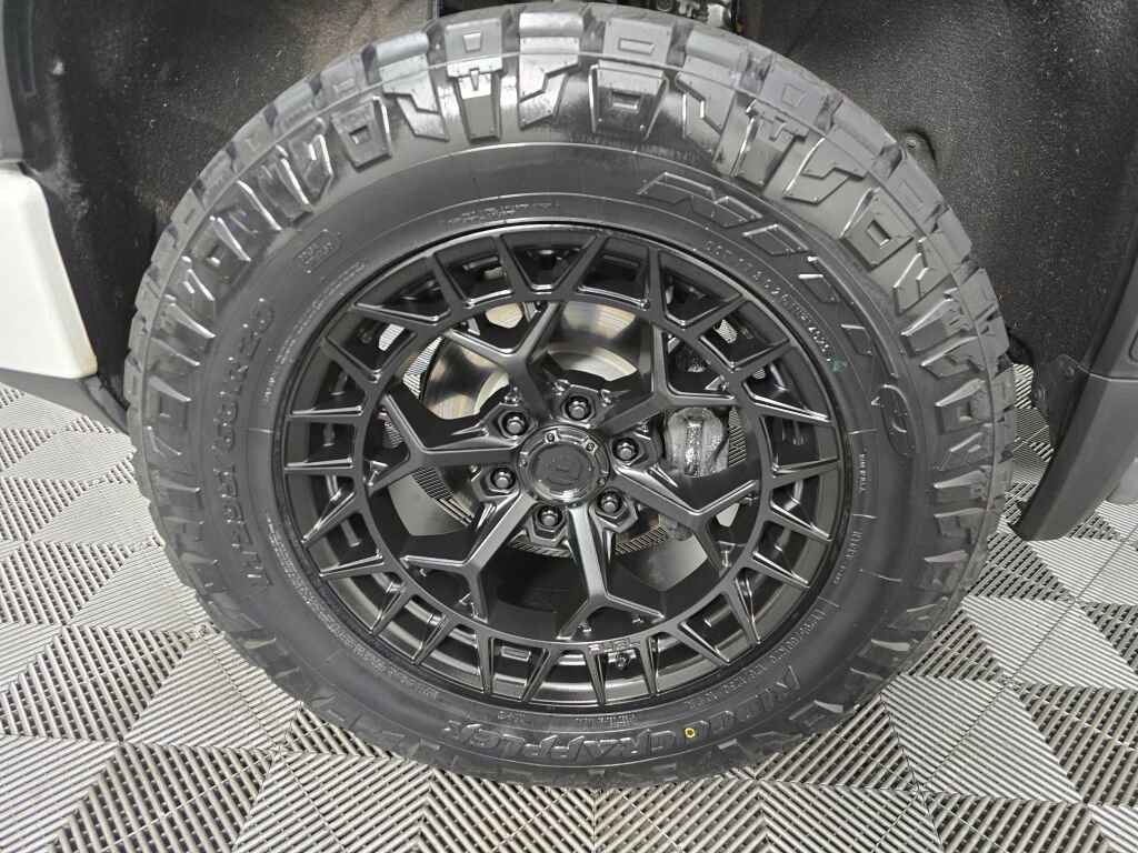 Used 2020 GMC Sierra 1500 Denali w/ Denali Ultimate Package image 12