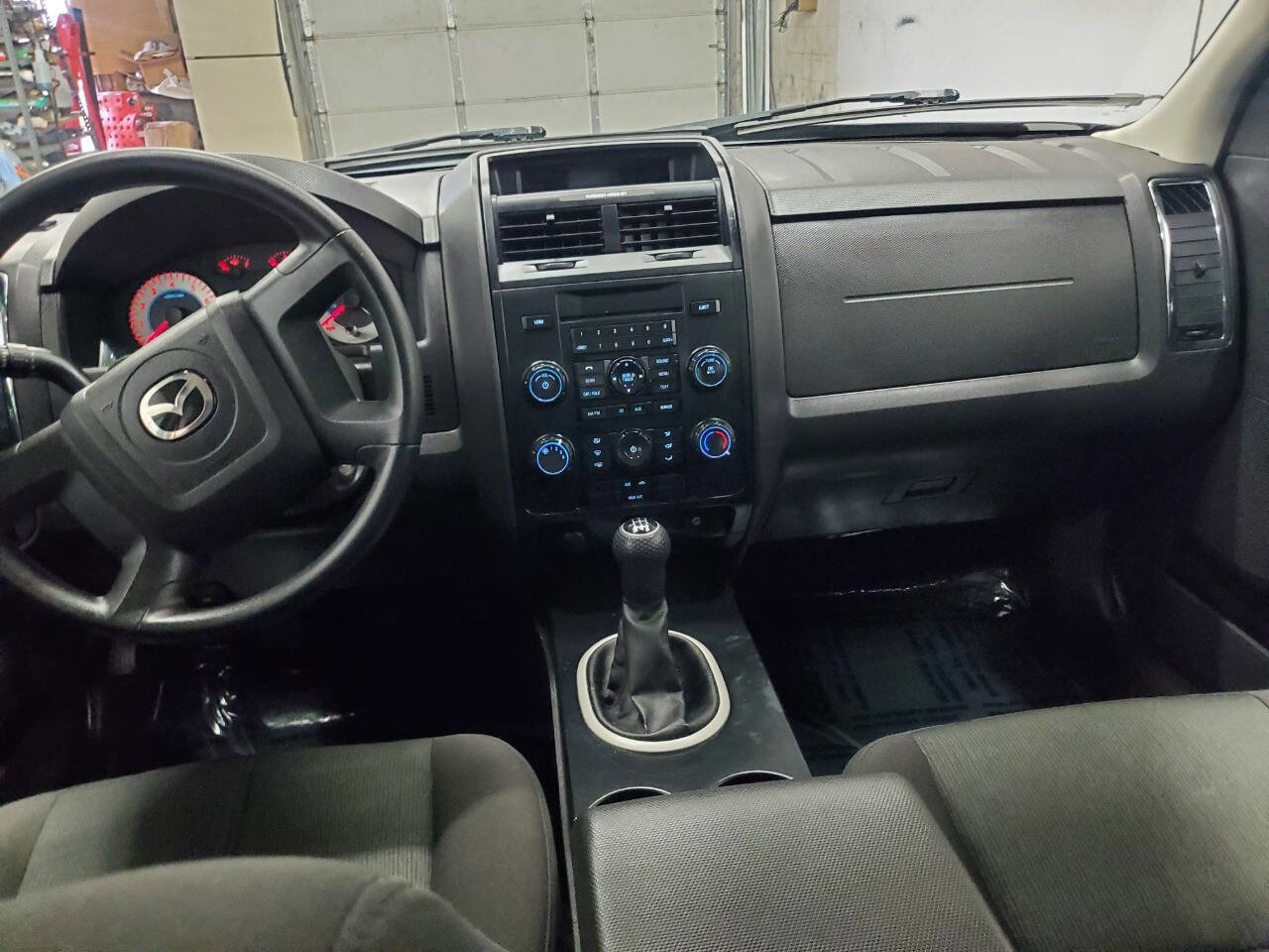Used 2010 MAZDA Tribute i Sport FWD image 11