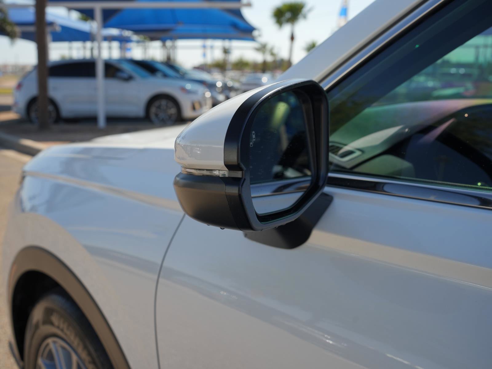 Used 2023 Honda CR-V EX-L image 10