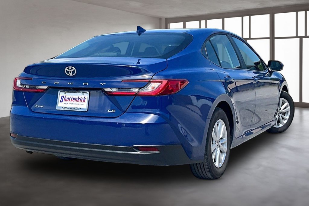 Used 2025 Toyota Camry LE FWD image 6